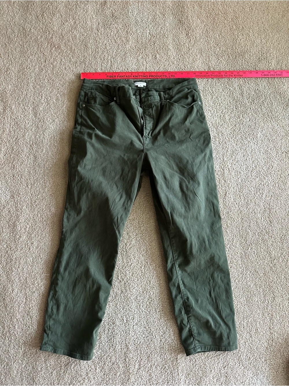 Good American Olive Plus Size Straight Leg Jeans